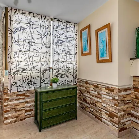 Daire Edificio Tres Torres By Interhome Torremolinos